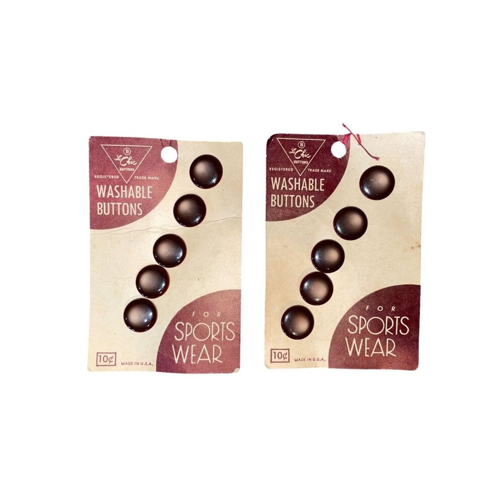 Vintage Le Chic Buttons 2 Cards 10 Buttons NEW Old Stock